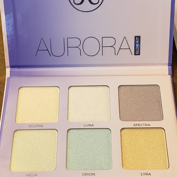 Anastasia Beverly Hills Aurora Glow Kit Palette - Picture 2 of 6